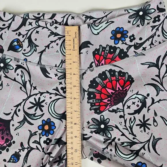 Nike Women’s L (29x28) Dri Fit Grey Multicolor Floral Small Pocket Legging Pants - Picture 5 of 10